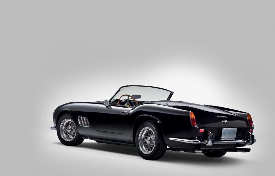  Ferrari California Spyder 1961 года  (фото 7 из 9)